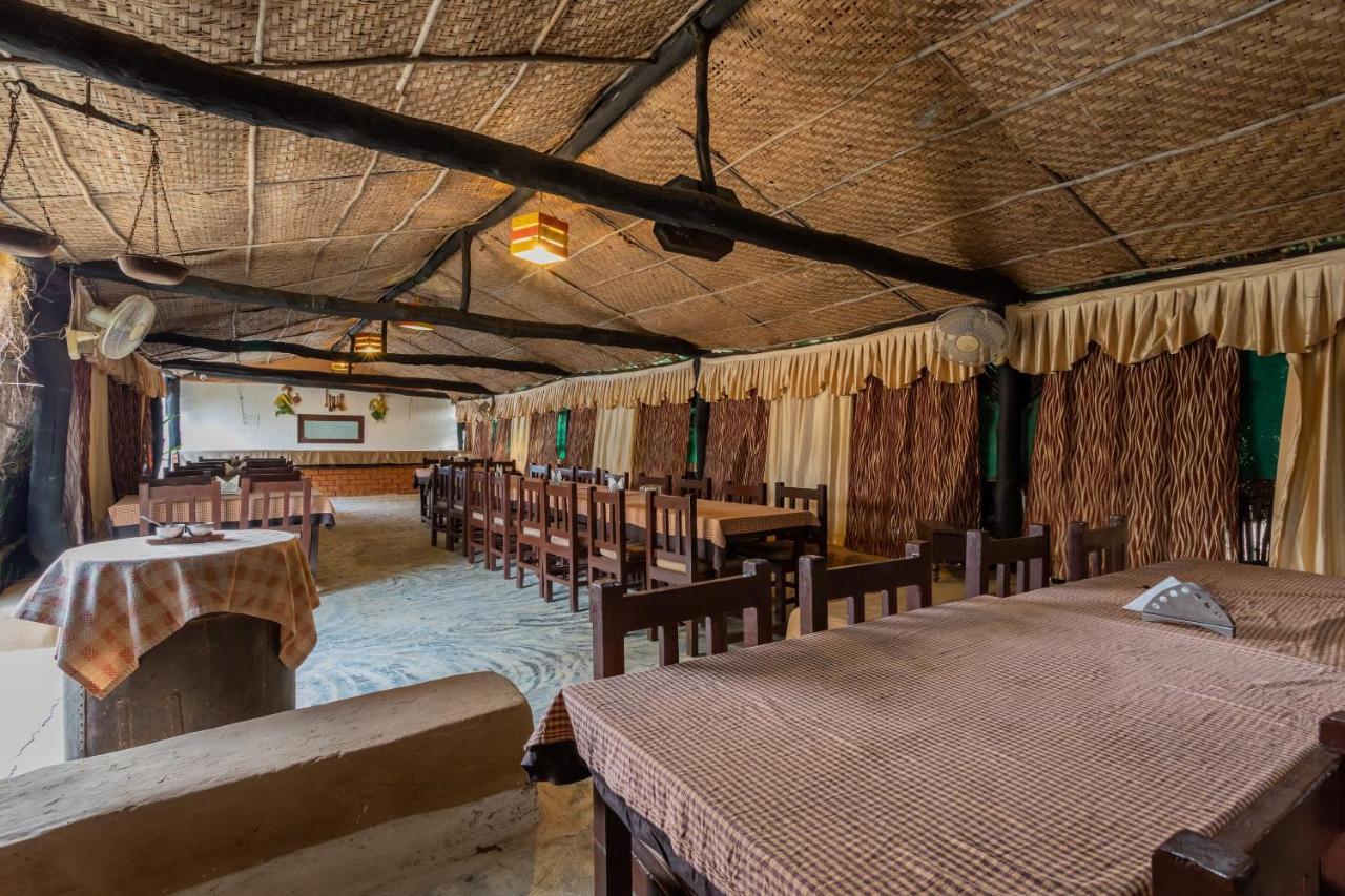Kanha Village Eco Resort Exterior photo