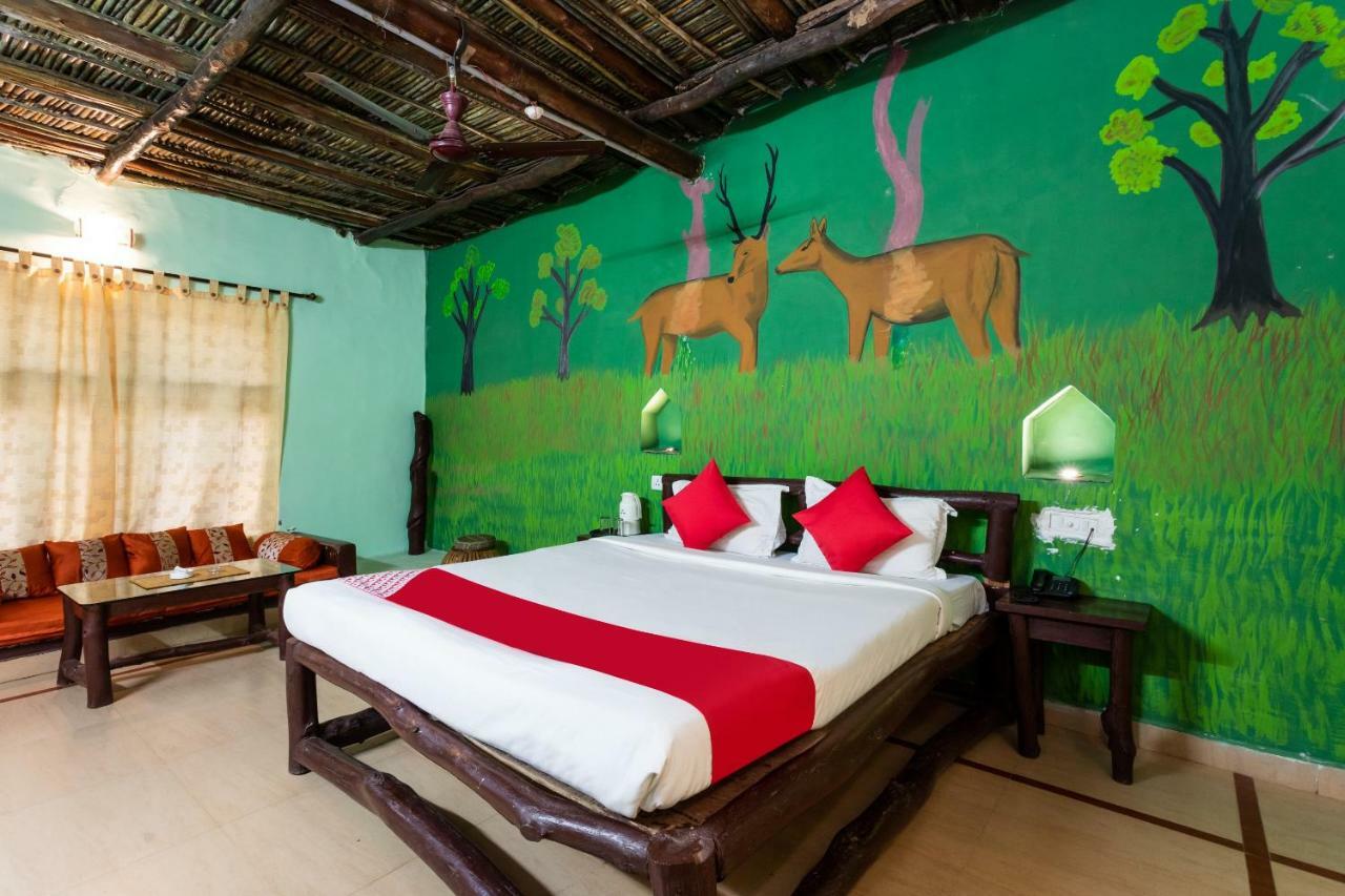 Kanha Village Eco Resort Exterior photo